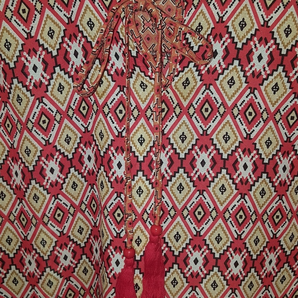 Bright Fun Tunic Top - Picture 3 of 4